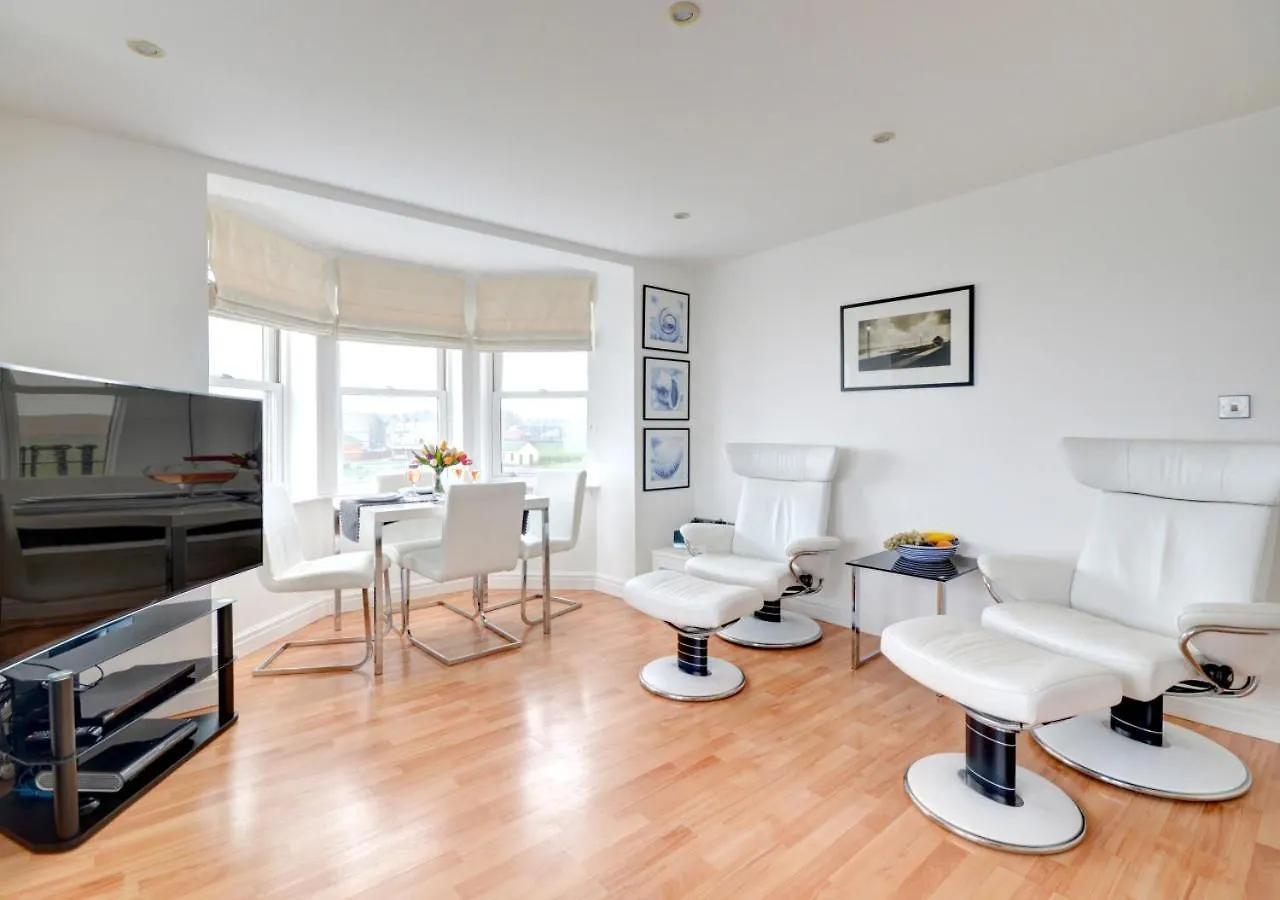 Sea Breeze Apartment Whitby Birleşik Krallık
