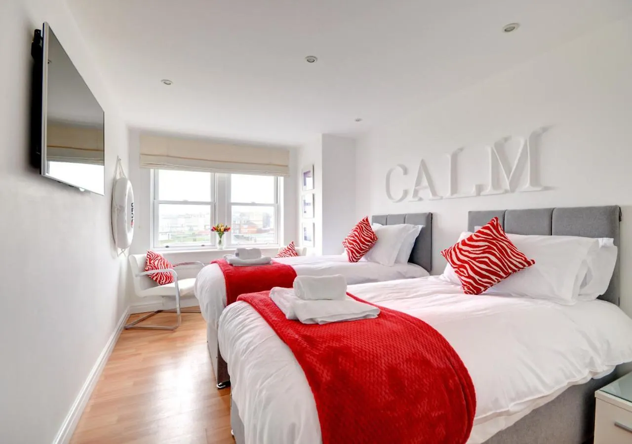 Sea Breeze Apartment Whitby
